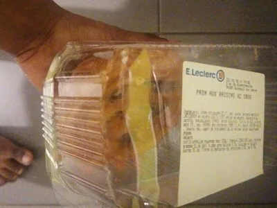 Pain aux raisins