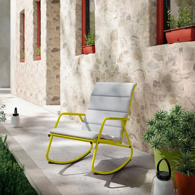 Silla Mecedora Rocking Amarillo Naterial