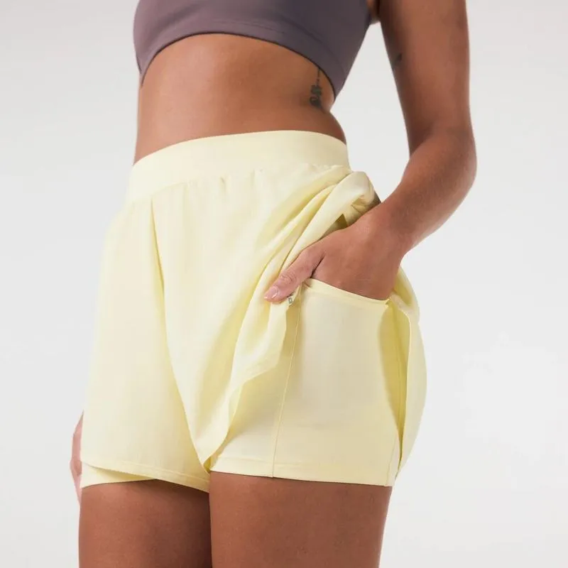 Short Feminino de Corrida 2 em 1 Run Dry 3 Bolsos Kiprun Amarelo - G