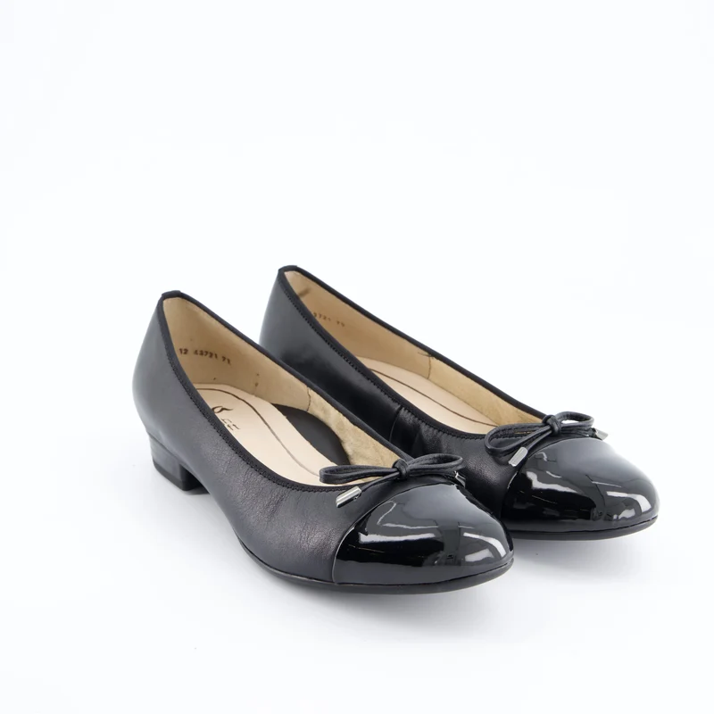 ARA Pumps 43