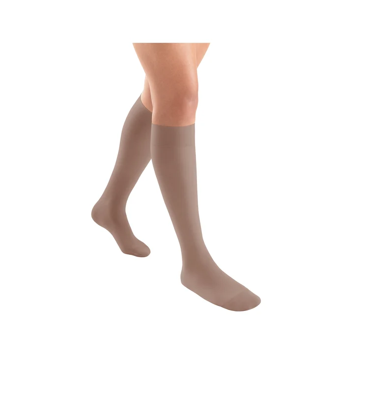 JOBST® ACTIVA Sheer Knee High 20-30 mmHg S / Sun Bronze