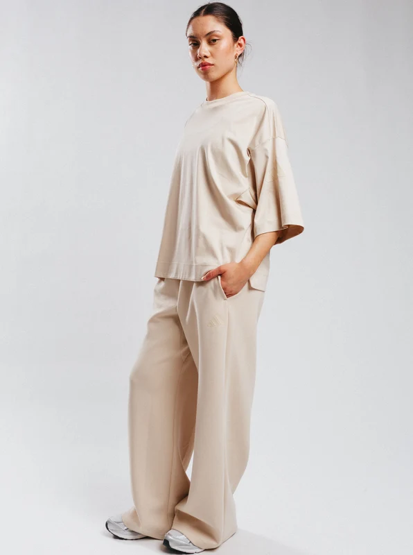 Soft Lux Loose Tee BEI/BEI / S
