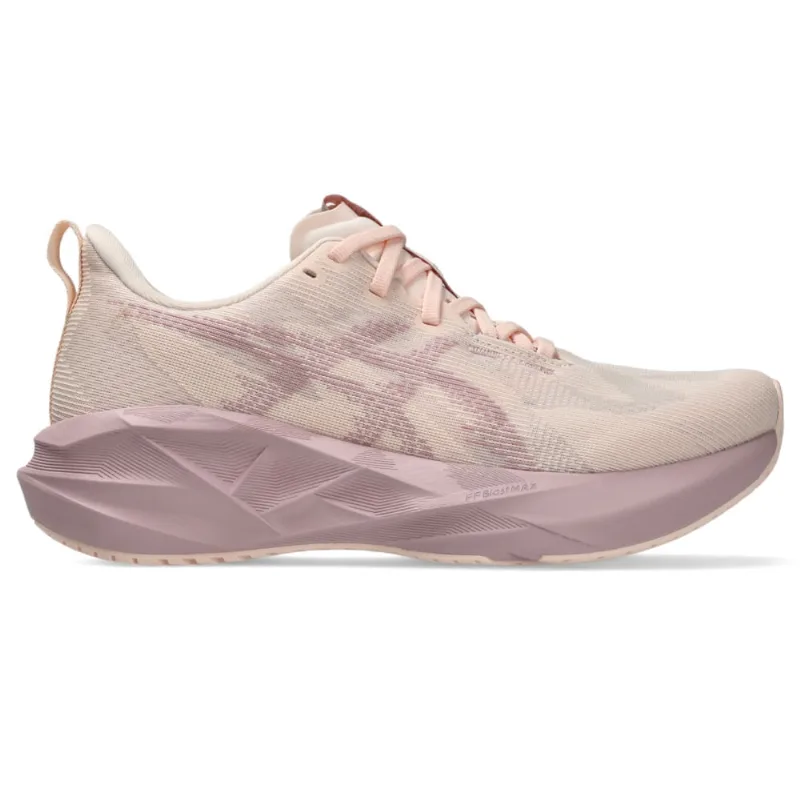 Tênis ASICS Novablast 5 - Feminino - Rosa/Bege - tam: 41