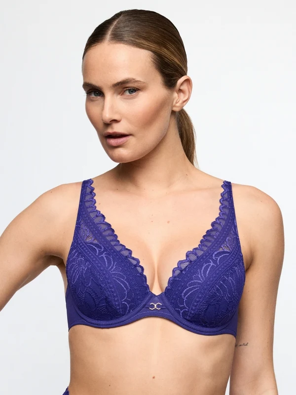 Cerina Padded Plunge Bra - Velvet Eclipse Velvet Eclipse / 32 / C