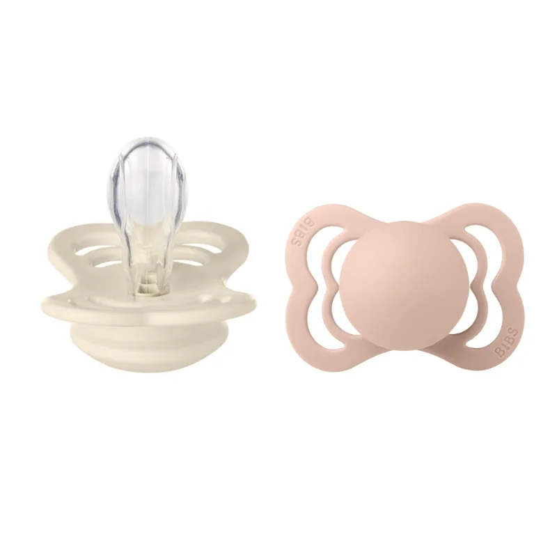 Kit com Duas Chupetas Supreme Silicone Areia e Rosa Bebê Tam 2 +6Meses Bibs
