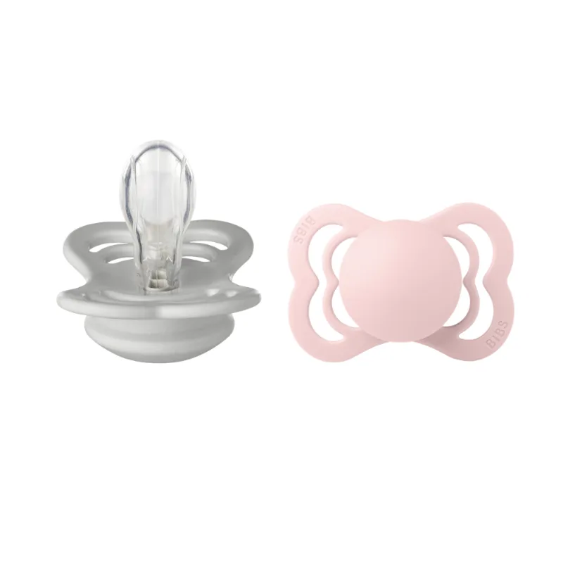 Kit com Duas Chupetas Supreme Silicone Cinza Claro e Rosa Bebê Tam 1 - 0 Meses Bibs