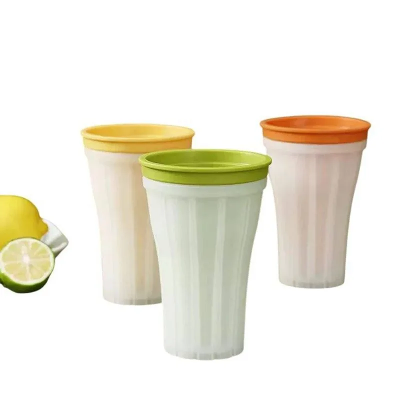 Kit 06 Formas de Gelo Smoothie 150ml Copo c/ Tampa Hermética