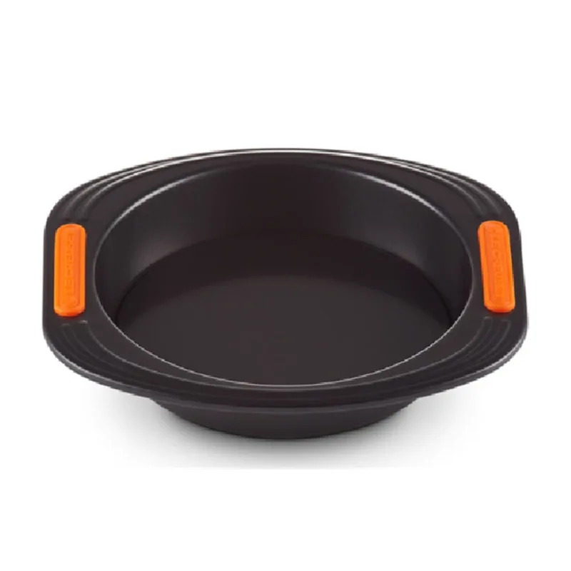 FORMA REDONDA LE CREUSET 20CM EM METAL BAKEWARE COM FUNDO REMOVIVEL BLACK MATTE 46090200010000