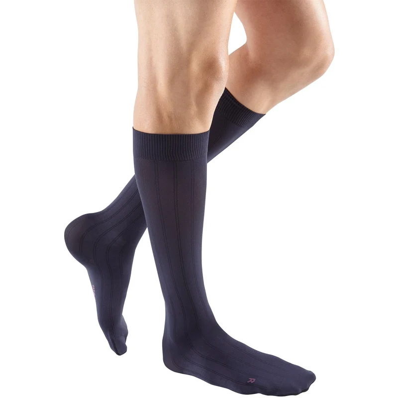Mediven for Men Classic Knee High 20-30 mmHg, Extra Wide Calf VI / Standard / Navy