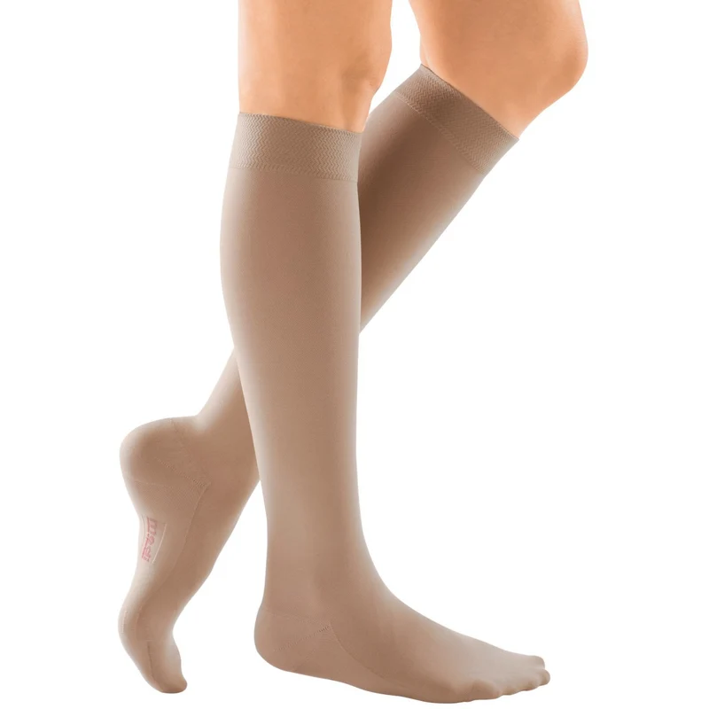 Mediven Comfort Knee High 30-40 mmHg w/ Silicone Top Band VII - Extra Wide / Petite / Natural