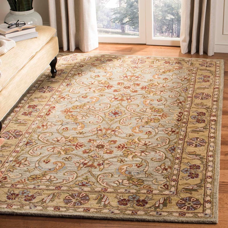 Safavieh Classic 324 Rug, CL324 Light Green / Gold / 8' X 8' Round