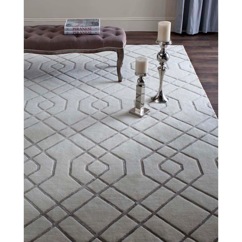 Safavieh Tibetan 52A Rug, TB052A White / 10' X 14'