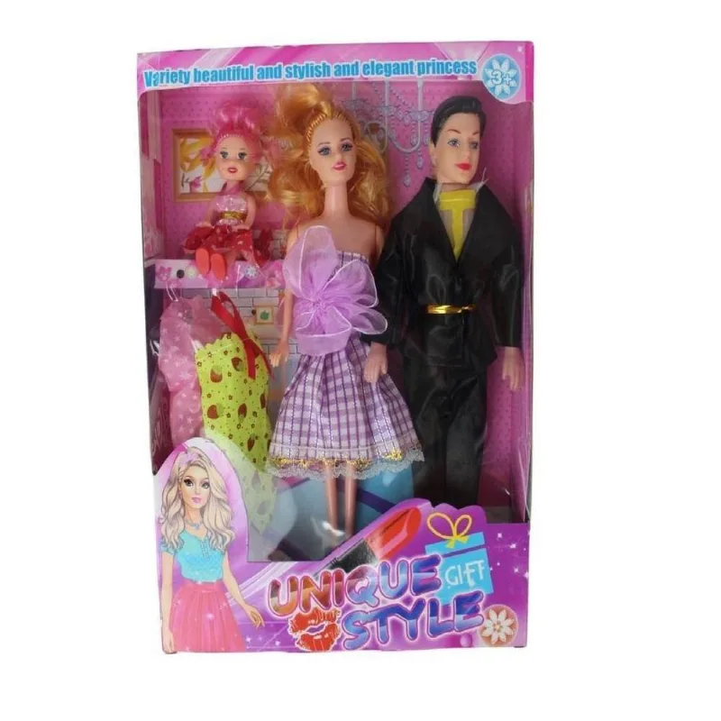 Boneca Familia Real Mae Pai e Filha com Vestidos Extra