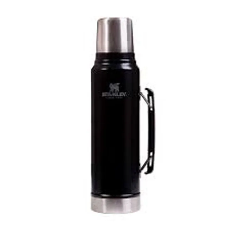Termo Clasico Stanley De 1Lt. Rojo Termo Clasico Stanley De 1Lt. Negro