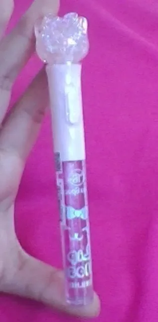 Lip gloss Hello Kity com luz - Divas Makeup
