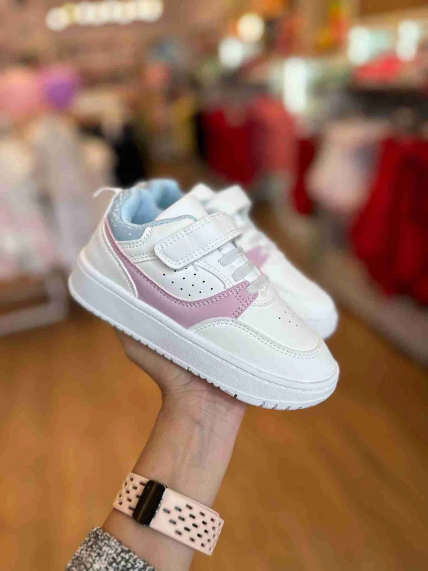 TENIS INFANTIL COM SOLA EXTERIOR VELCRO CADARÇO MENINA SUA CIA Branco / 34