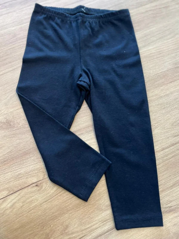 CALÇA LEGGING BÁSICA LISA MENINA ELIAN PRETO / 1