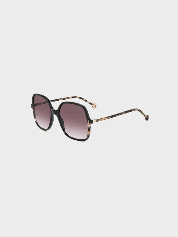 Carolina Herrera - Women's Square Frame Sunglasses Black / osz