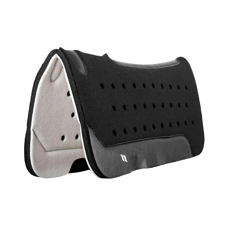 Back On Track Lancer Western Air Pad Black / 32 x 32