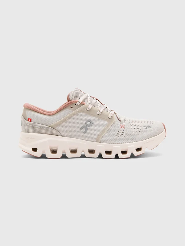 ON Women's Cloud X 5 Sneaker 7.5 / PEARL/OYSTER