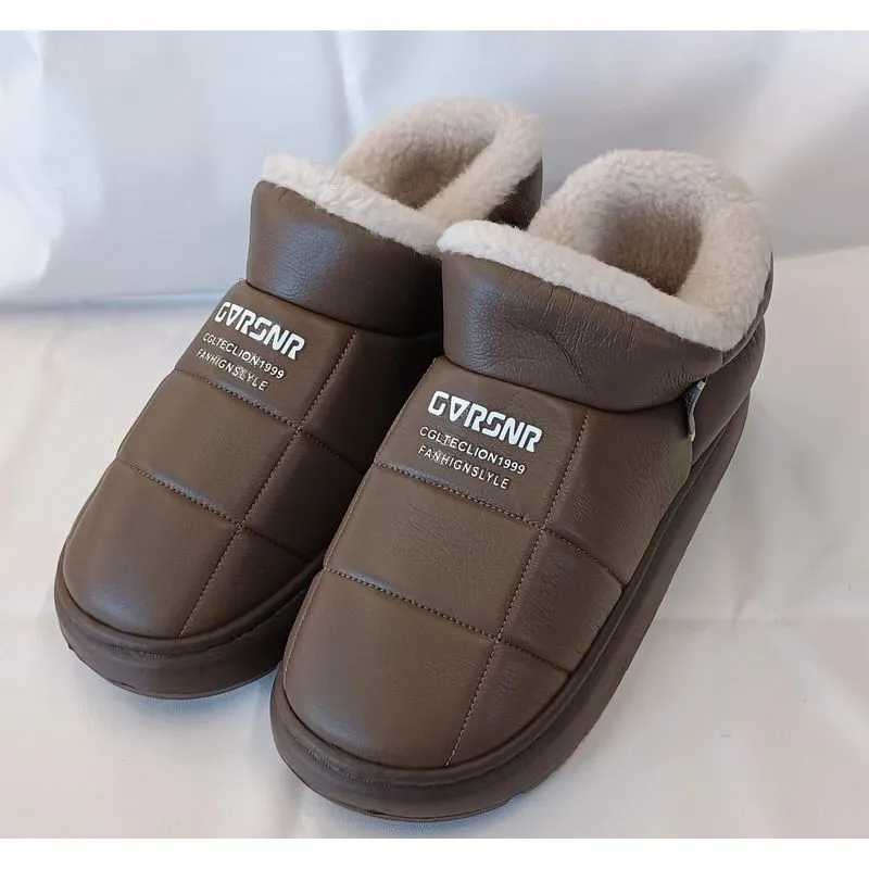 PANTUFA BOTA UNISSEX PELICIADA MATELASSE 36-45 257338 BANANA TOYS