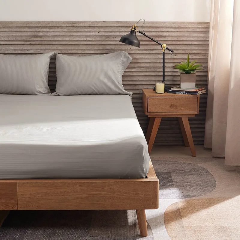 Sábana Ajustable Más Funda(s) Hotel Experience 300 Hilos 100% Algodón Sateen Stripe Arena Sábana Ajustable Más Fundas Hotel Experience 300 Hilos 100% Algodón Sateen Stripe Arena Doble