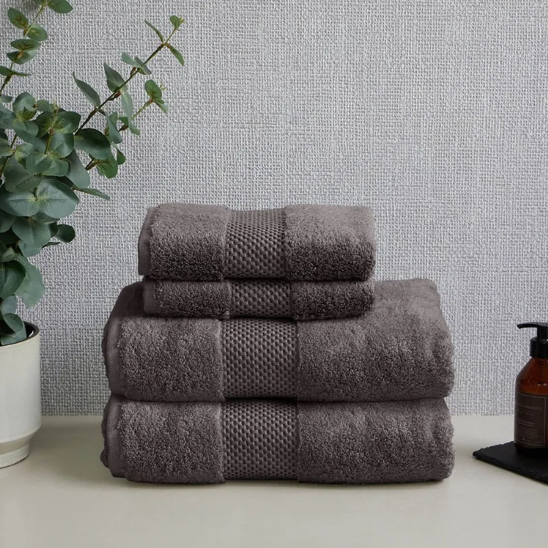 Toalla Hydra Marrón Cenizo 100% Algodón 630 gr Toalla de Manos Hydra Marrón Cenizo 100% Algodón 630 gr 50 x 70 cm