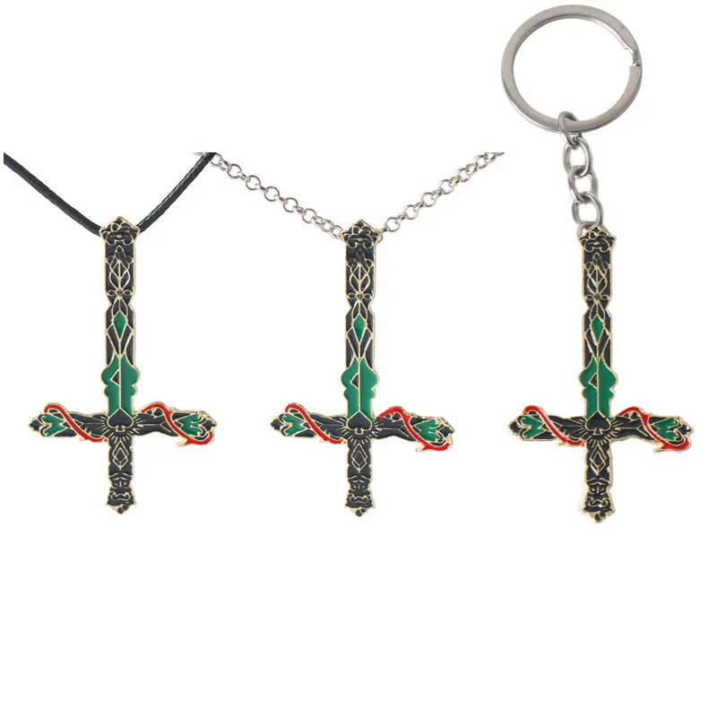 Conjunto De Colares E Chaveiros Com Tema De Terror Em Cruz Reversa