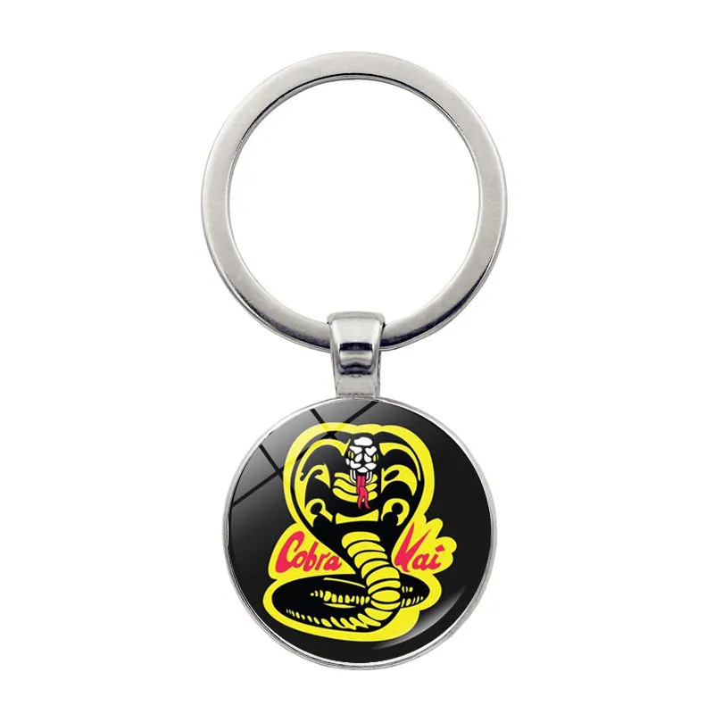 Logotipo Icônico Do Chaveiro Cobra Kai Para Fãs E Colecionadores
