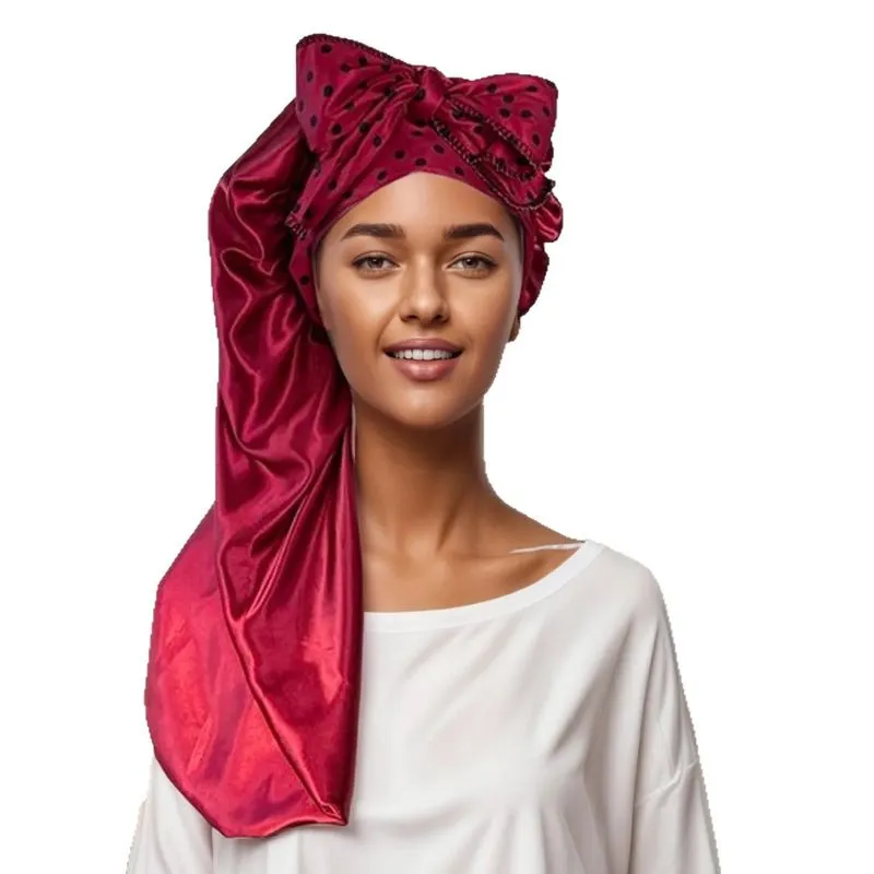 Boné De Dormir Elástico De Cetim Com Bolinhas E Laço Vermelho