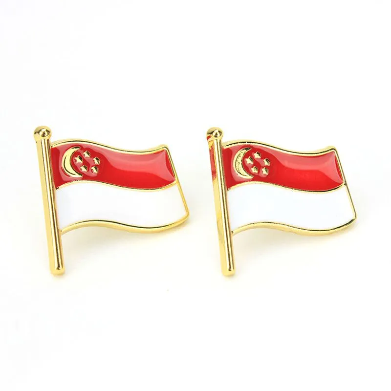 Emblema De Lapela, Bandeira De Singapura, Acenando Em Vermelho E Branco