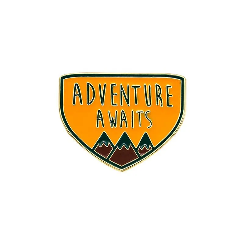 Brooch Pin Adventure Awaits Retro Mountain Alloy 3x2,3 Cm