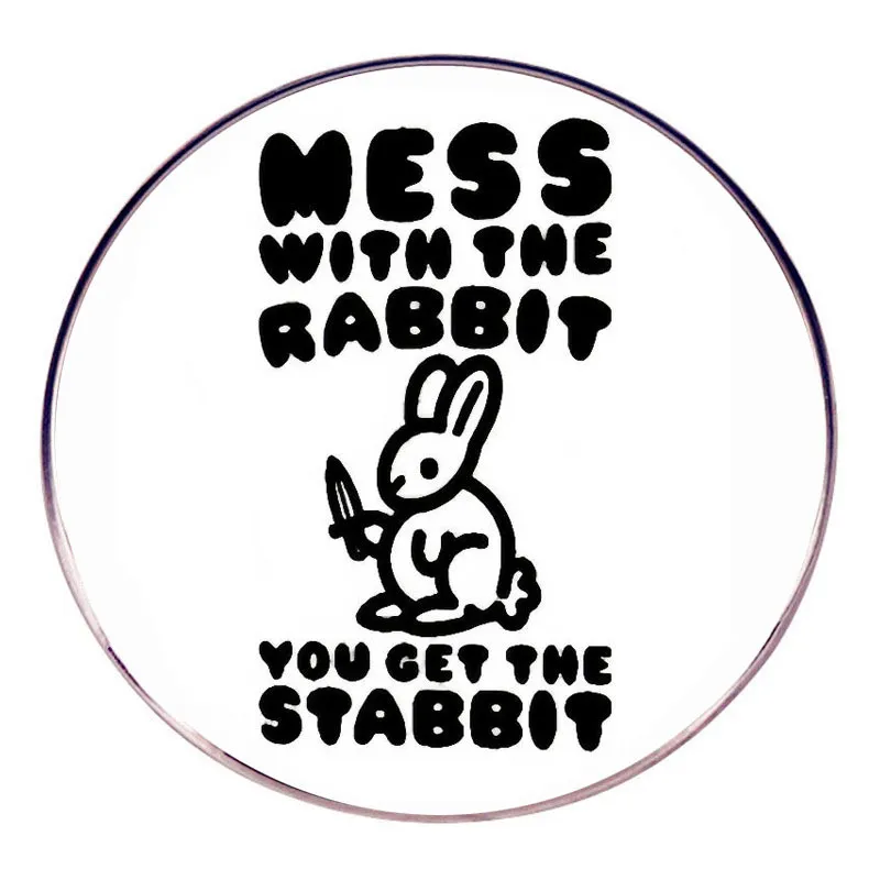 Alfinetes De Broche Funny Rabbit Cartoon Bunny Com Faca De Liga Leve De 3 X 3 Cm