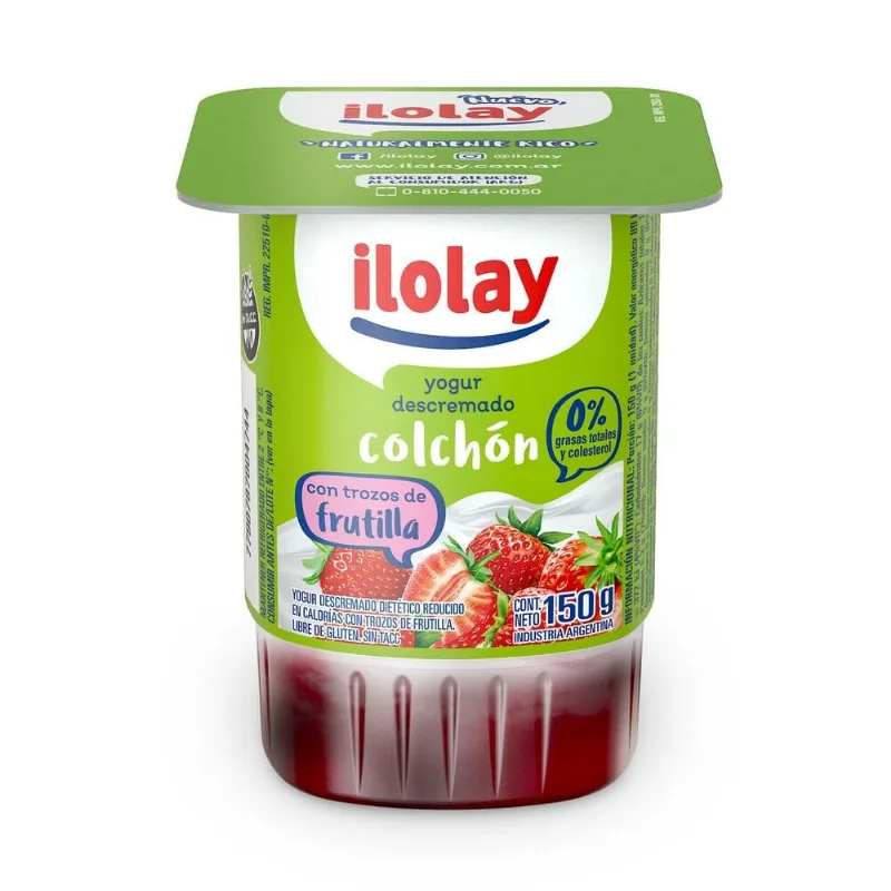 Yogur cremoso descremado Ilolay colchón frutilla 150 g.