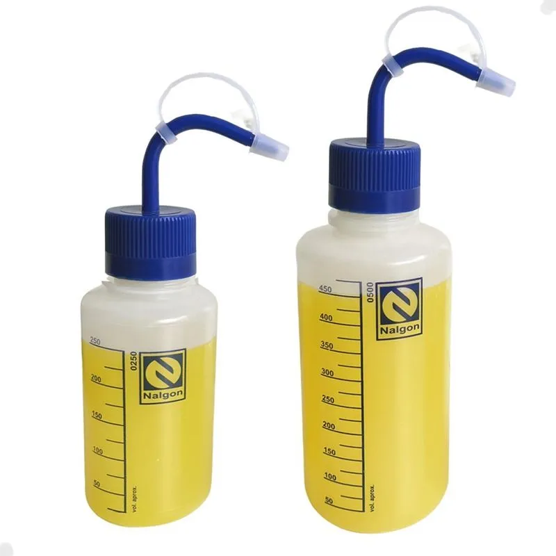 Kit 2 Frasco Dosador Pisseta 250ml 500ml Bico Curvo