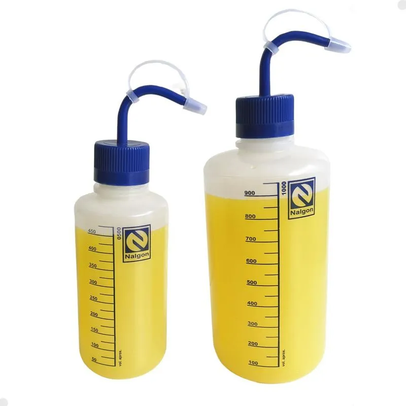 Kit 2 Frasco Dosador Pisseta 500ml 1000ml Bico Curvo