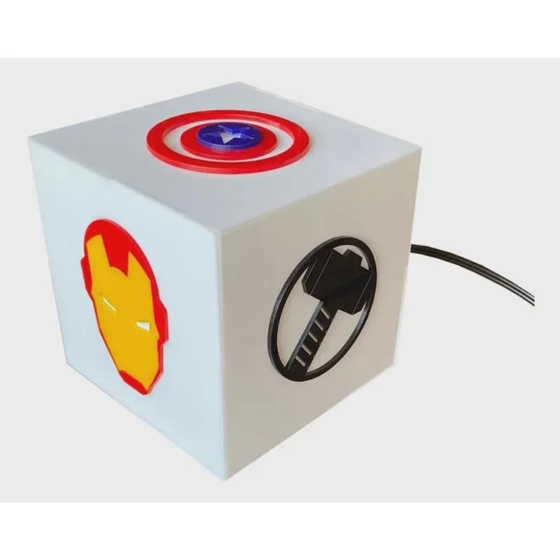 Luminária Abajur Geek Herois Vingadores