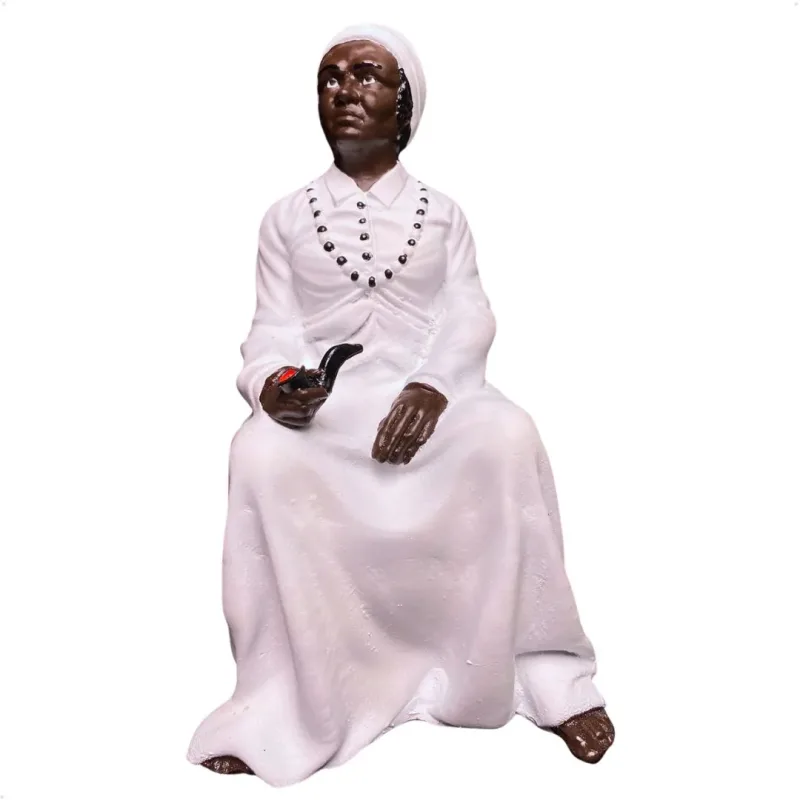 Preta Velha Sentada Realista 21cm Alt. - Resina - Umbanda Candomblé