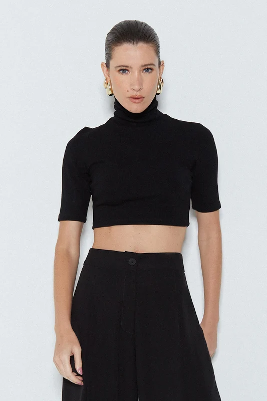 CROPPED MANGA CURTA GOLA ALTA COM ZIPER PRETO G