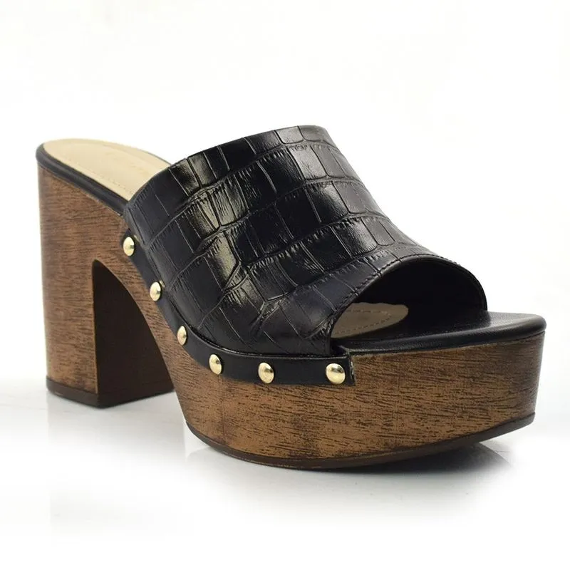 Tamanco Feminino Clog Via Marte Preto 21-20201-01 34