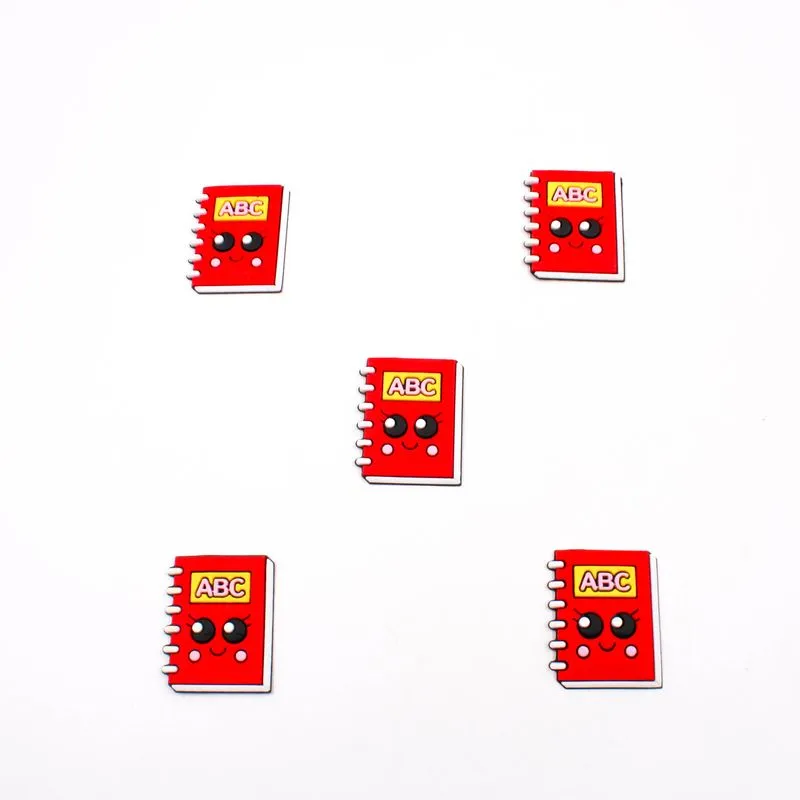 APLIQUE CADERNO 35X28MM EMBORRACHADO COM 50 PEÇAS 201 - Vermelho