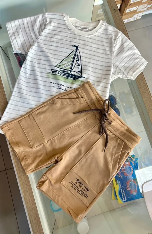 CAMISETA MANGA CURTA LISTRADA BARCO A VELA MENINO JOHNNY FOX OFF/CINZA / 12
