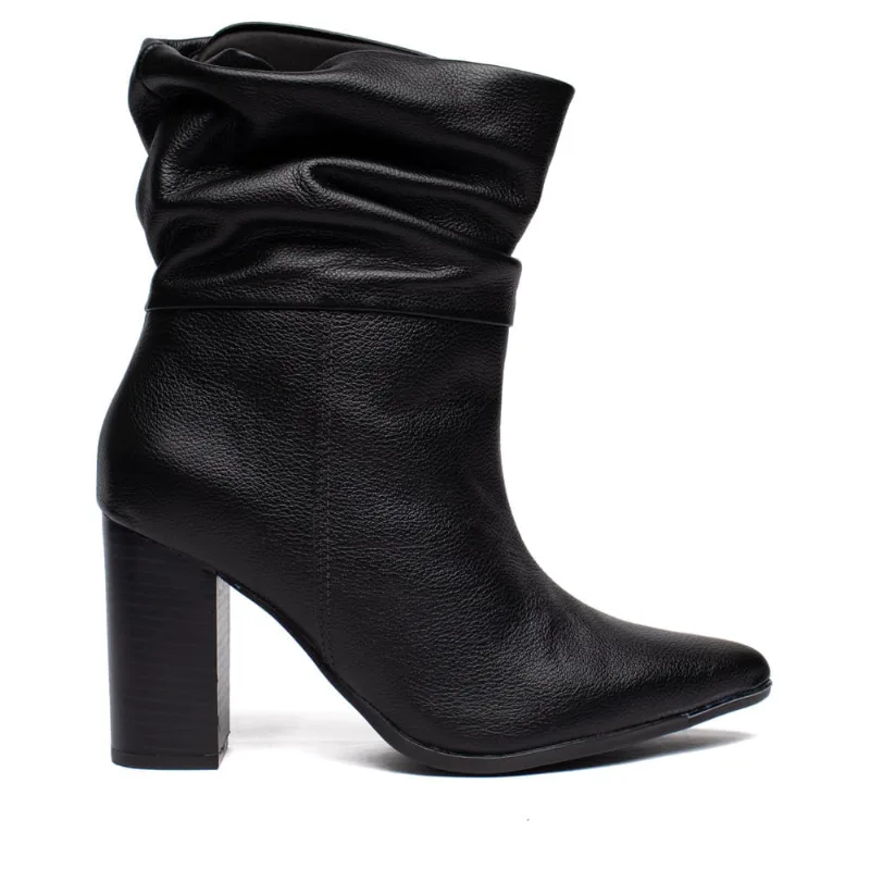 Bota Feminina Via Marte Couro Enrugada Preto - 39