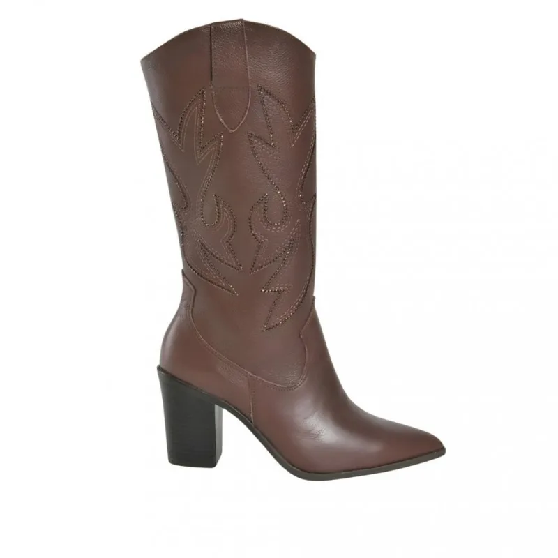 Bota Feminina Western em Couro Via Marte 079-013 35 / Marrom