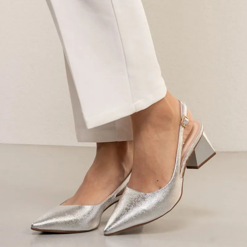 Scarpin Bebecê Slingback Feminino Prata Prata - 39
