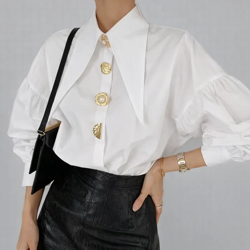 Blusa Social com Pérolas e Gola Marcante Lenogue Branco / M