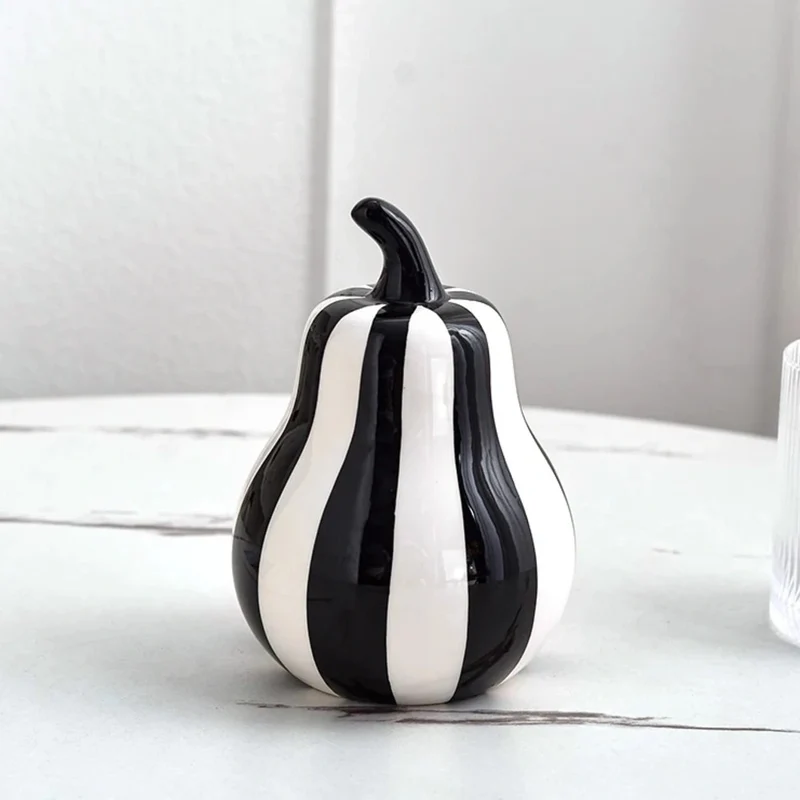 Escultura de Frutas Parfum Design Geométrico em Cerâmica Lenogue Pera (P)