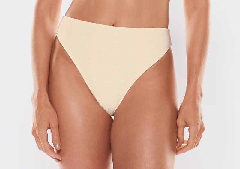 HOT PANTS SAINT TROPEZ BODY FOR SURE 851 / L