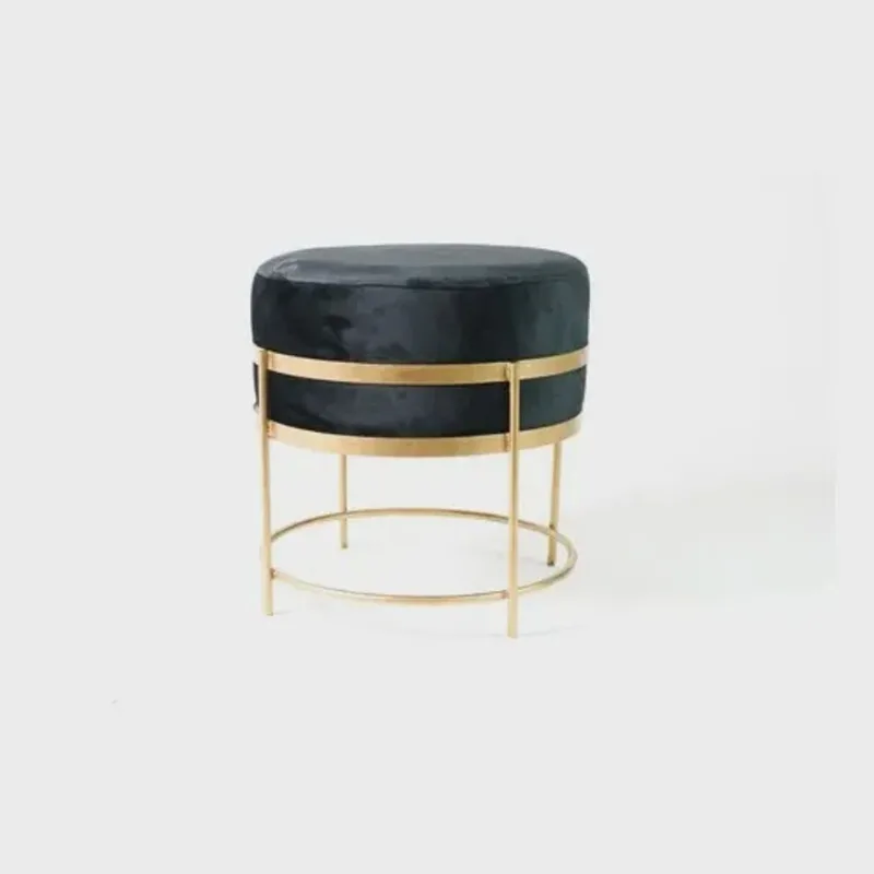 Puff Super Luxo Redondo Newton Para escritório/recepção/casa Veludo Preto