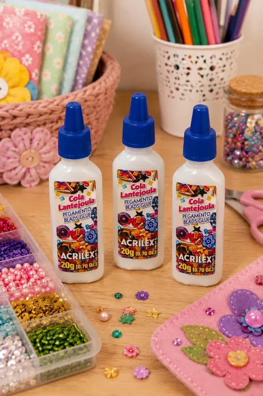 Kit 3 Colas Lantejoula Acrilex 20g 60g Total Transparente para Miçangas Canutilhos Tecidos Fuxico Patchwork Customização de Roupas Fantasias Acessórios Costura Criativa e Artesanato